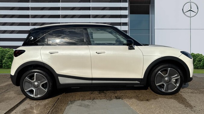 smart Hashtag 1 200kW Pro + 66kWh 5dr Auto Electric Hatchback - Image 5